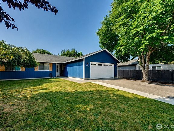 2nd image of 2129 Dahlia Street