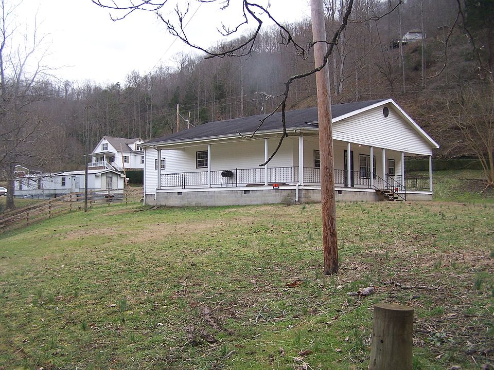 1st image of 379 Bryant Br