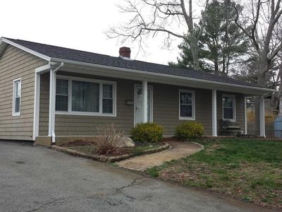 32 Greenbrier Ct, New Bedford, MA, 02745