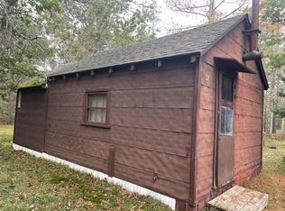 31 S Lincoln Lodge Rd, Grayling, MI 49738