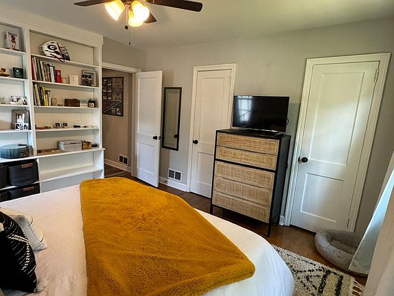 5th image of 1736 Monroe Dr NE #2