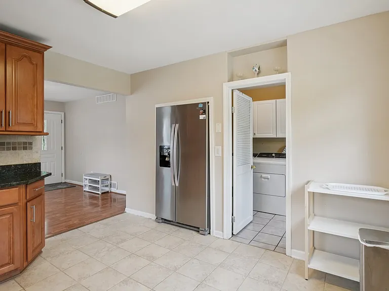 1096 Truwood Dr — Photo 39