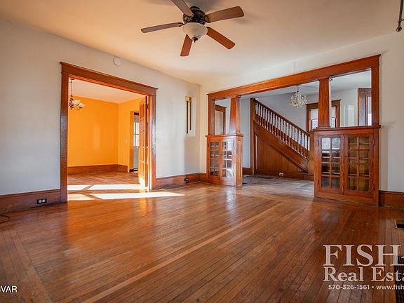 5th image of 1723 Almond St