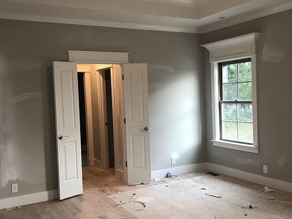 5th image of 3020 Beaulah Dr