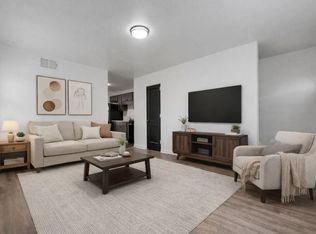 45 Midland Heights Cir #C, Midland, PA 15059