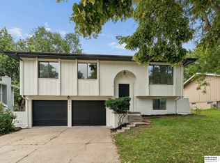 5085 S 105th St, Omaha, NE 68127