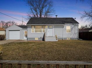 4001 6th Ave, East Moline, IL 61244