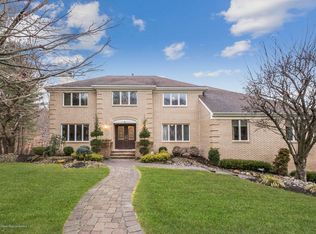 89 Knob Hill Rd, Morganville, NJ 07751