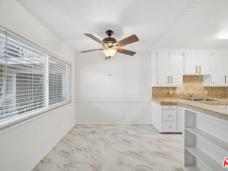 7209 Willoughby Ave #2 — Photo 4