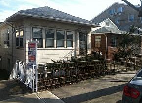 2nd image of 2793 Batchelder St
