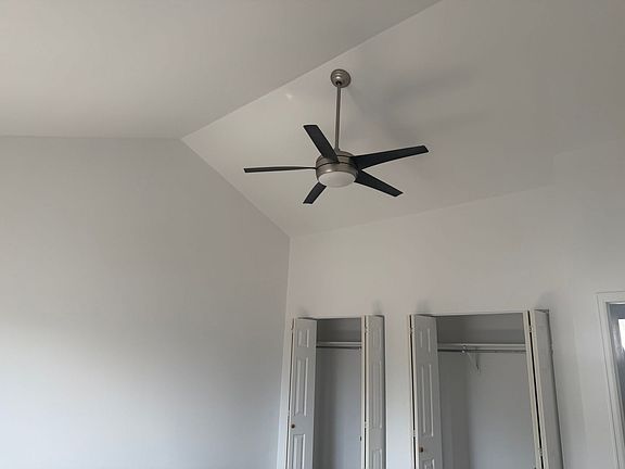 2nd image of 2155 Meadow Ct