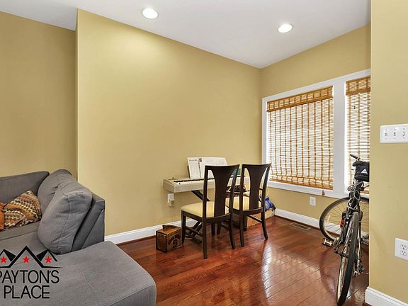 3rd image of 1332 Talbert Ct SE