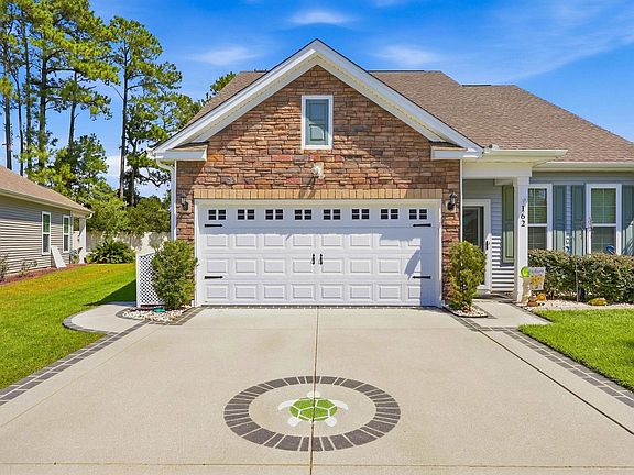 3rd image of 162 Heron Lake Ct.