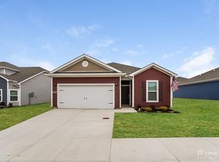 2803 Buzz St, Columbia, TN 38401
