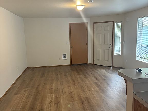 3rd image of 6831 5th Ct SE #B