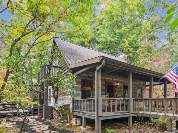 1944 Quail Cove Dr, Jasper, GA 30143