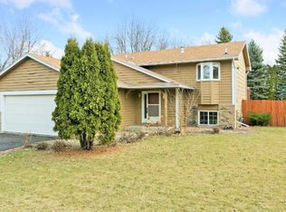 9180 Goldenrod Ln N, Maple Grove, MN 55369