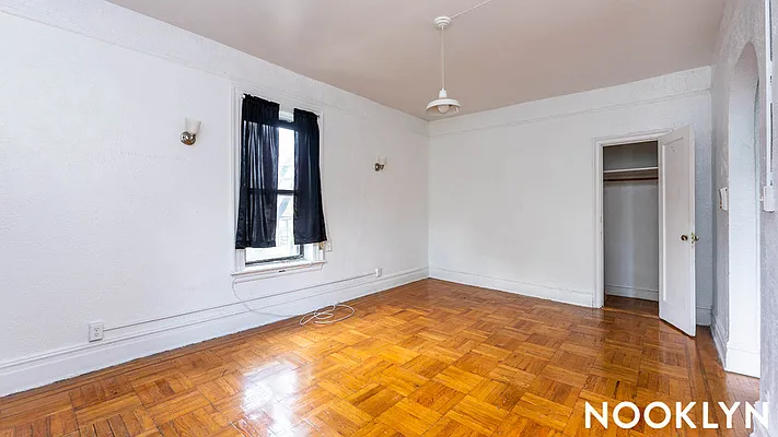 Rented by Nooklyn NYC LLC | media 17