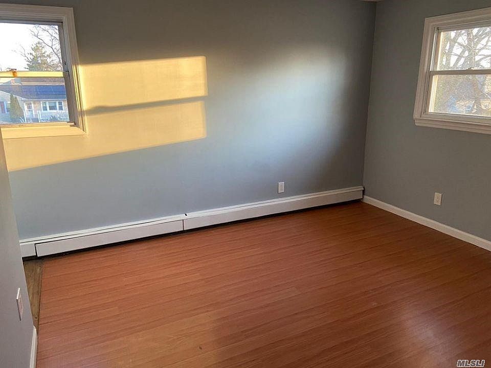 1st image of 1165 S Strong Ave Floor 2