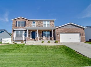 240 Gabrielle Cir, Bethalto, IL 62010