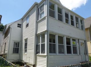210 Suffolk St, Holyoke, MA 01040