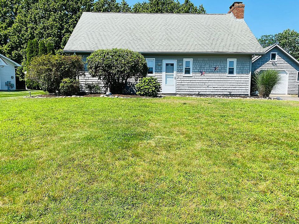 1st image of 15 Kingston Ln