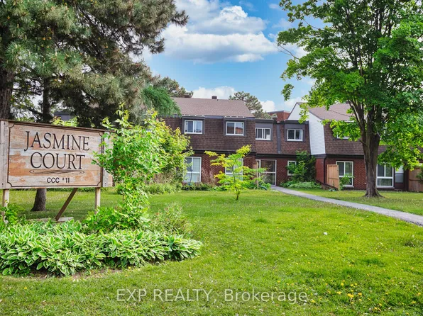 1958 Jasmine Cres #34J, Ottawa, ON K1J 7W1