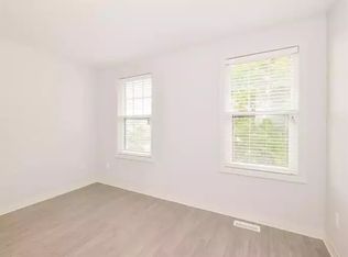 803 Gordon St #6, Guelph, ON N1G1Y8