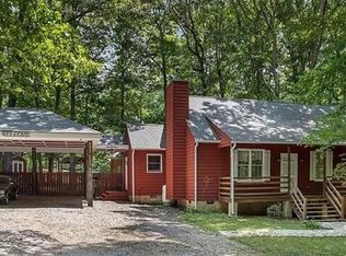 9813 Manordale Rd, Chesterfield, VA 23832