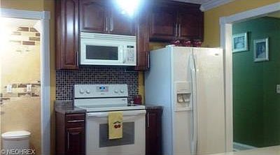5th image of 7209 Parma Park Blvd