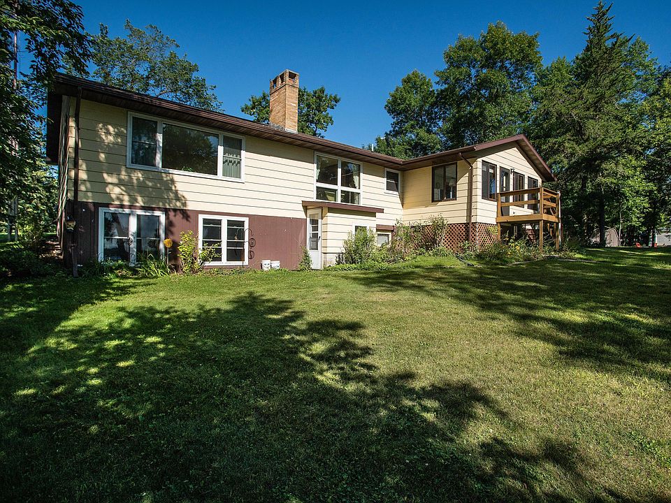 1st image of 44535 Castle Dr