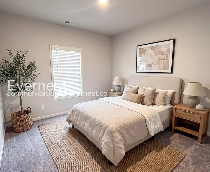 137 Culver St — Photo 13