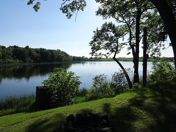 2nd image of 2500 County Road 22 NW