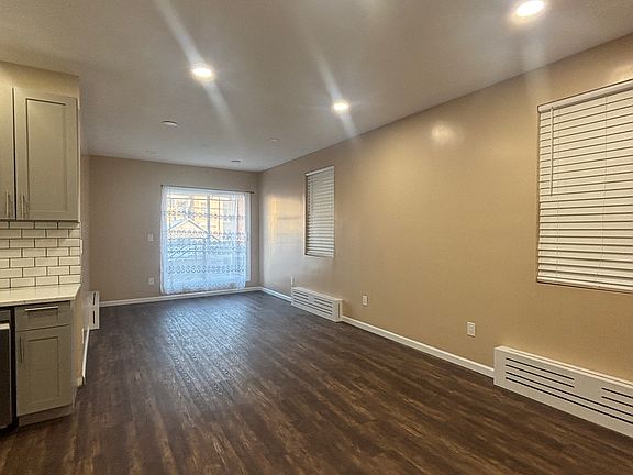 3rd image of 30-17 47th St #1