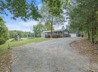 545 Bowers Rd, Cookeville, TN 38506