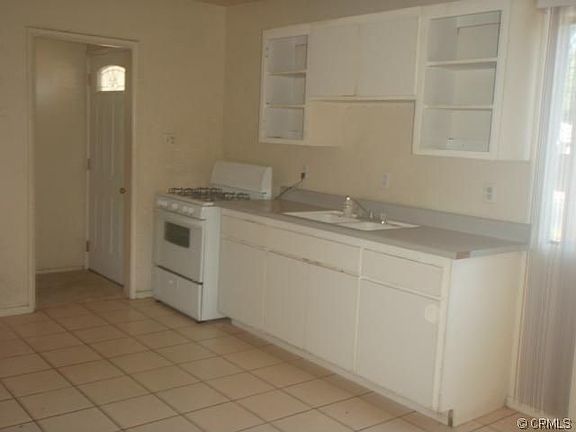 4th image of 314 W 48th St