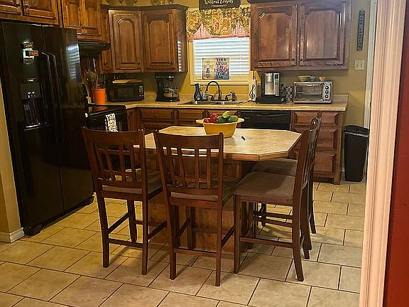3rd image of 244 County Road 3433