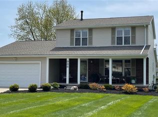 988 Hampton Dr, Macedonia, OH 44056