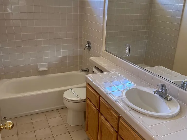 26418 Honor Ln — Photo 11
