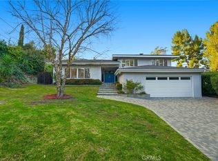 4747 Ellenita Ave, Tarzana, CA 91356