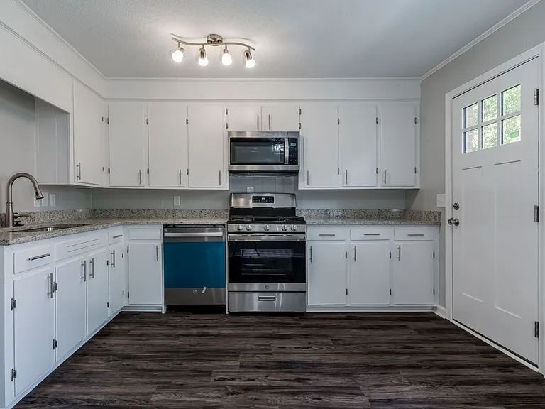 500 Todd Branch Dr — Photo 9