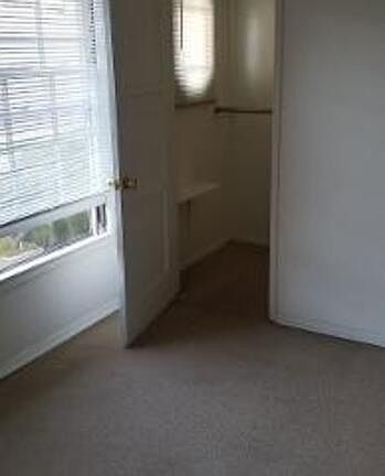 3rd image of 8551 Holloway Dr #8553-3
