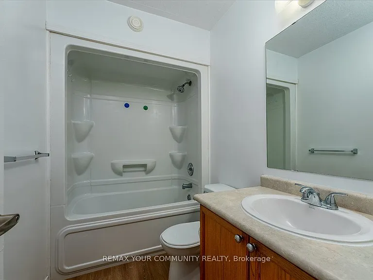 246 Spillsbury Dr #510 — Photo 17