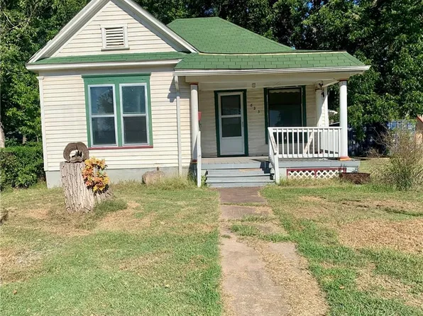 823 S Margrave St, Fort Scott, KS 66701