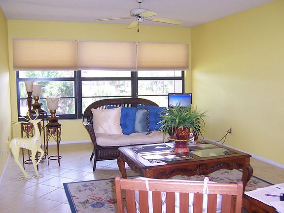 3rd image of 44 Plantation Dr APT 205