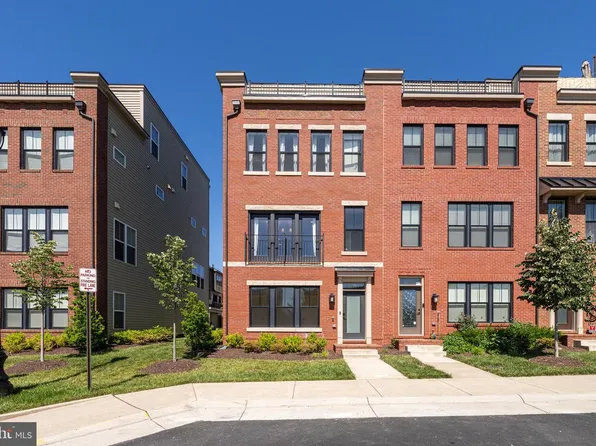 22961 Quiet Crossing Ter, Ashburn, VA 20148
