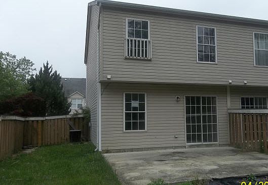 2nd image of 46365 Columbus Dr