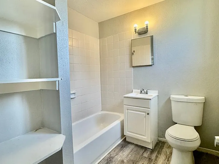 6702 Fulton St #8 — Photo 8
