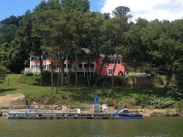 1st image of 123 Rockwood Ave
