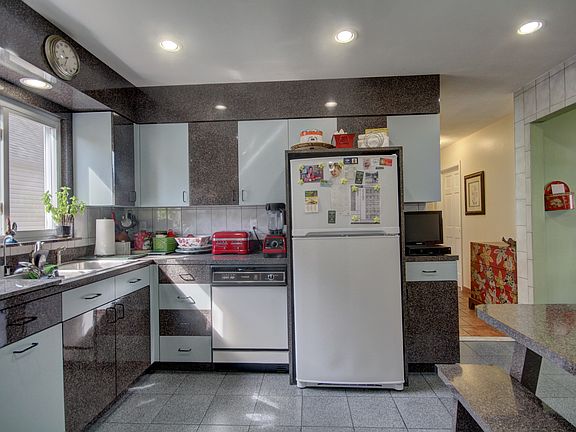 5th image of 5 Hudson St